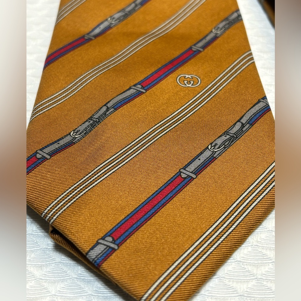 Gucci neck tie